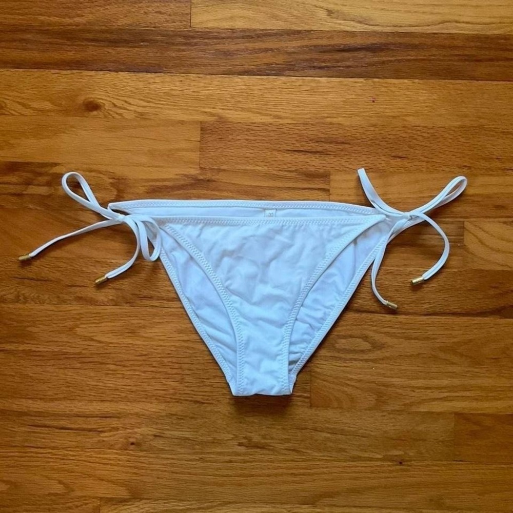 Helen Jon Preppy White + Gold Low Rise String Bikini Bottom Size Medium - Picture 1 of 5